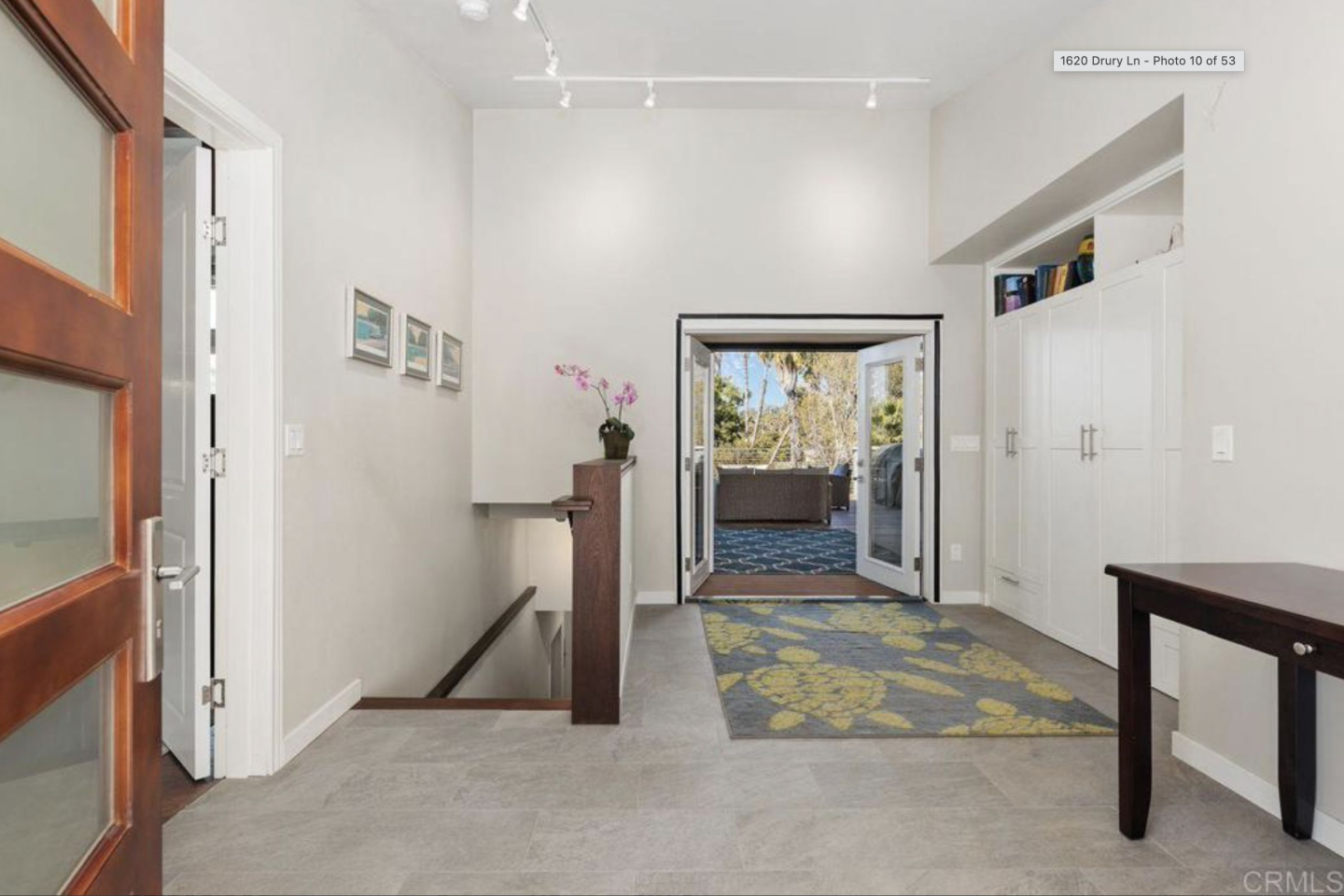 Foyer, 2 bdrm unit enters through the cabinets to the right.