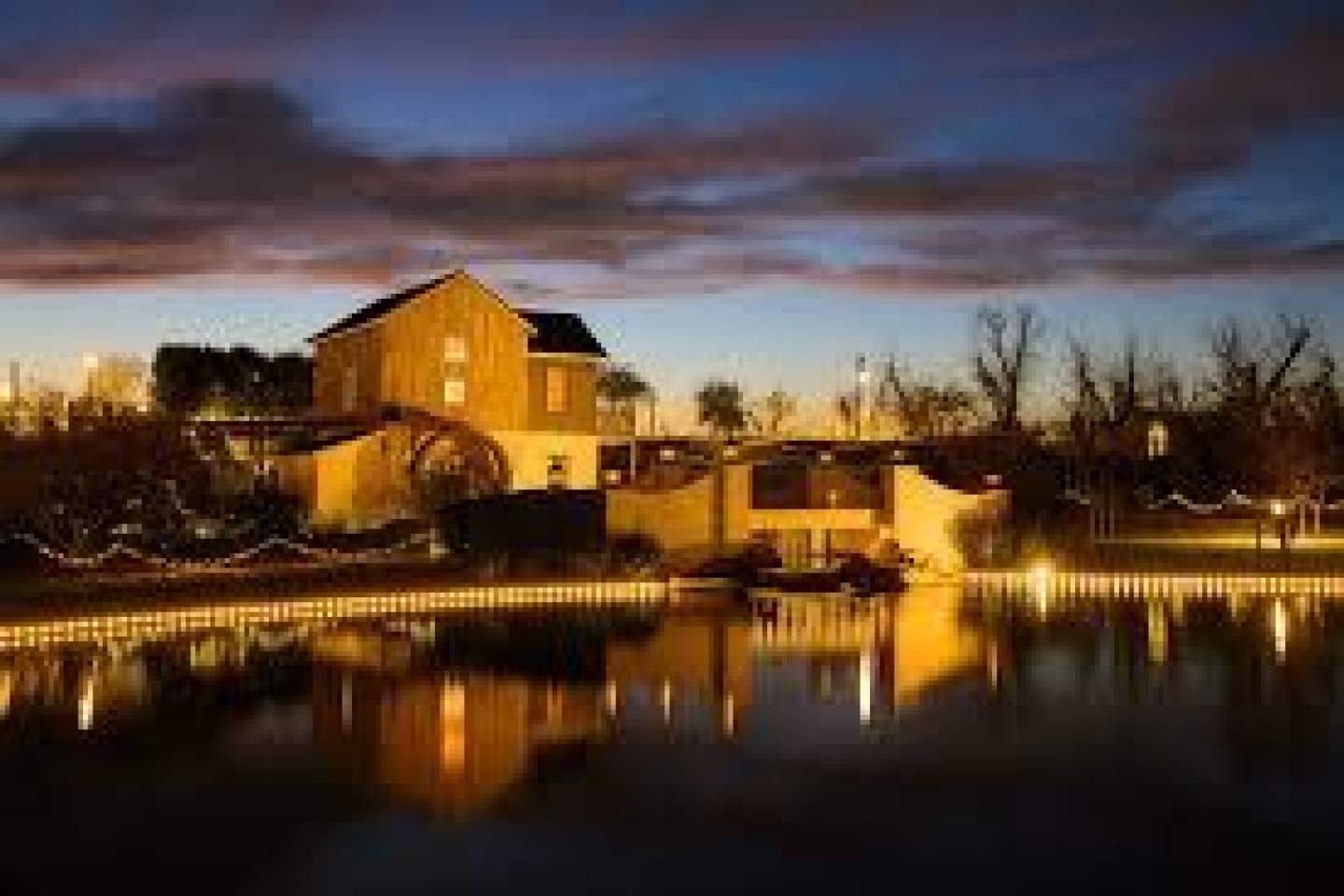 Queen Creek Pecan Lake