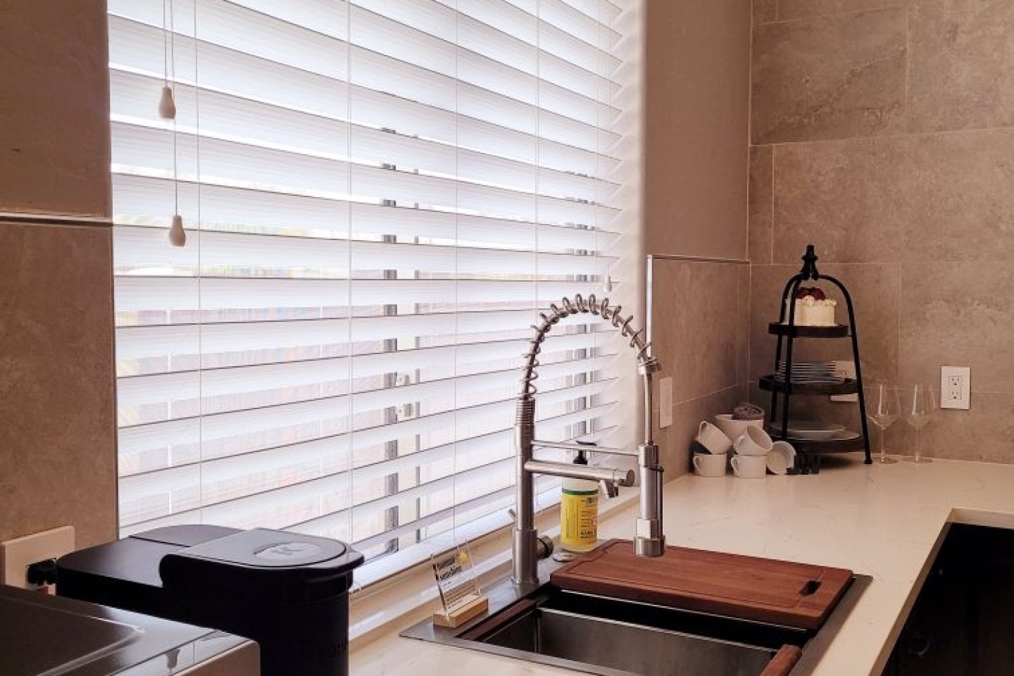 Kitchenette Sink w/ Garbage Disposal, Ample Counterspace