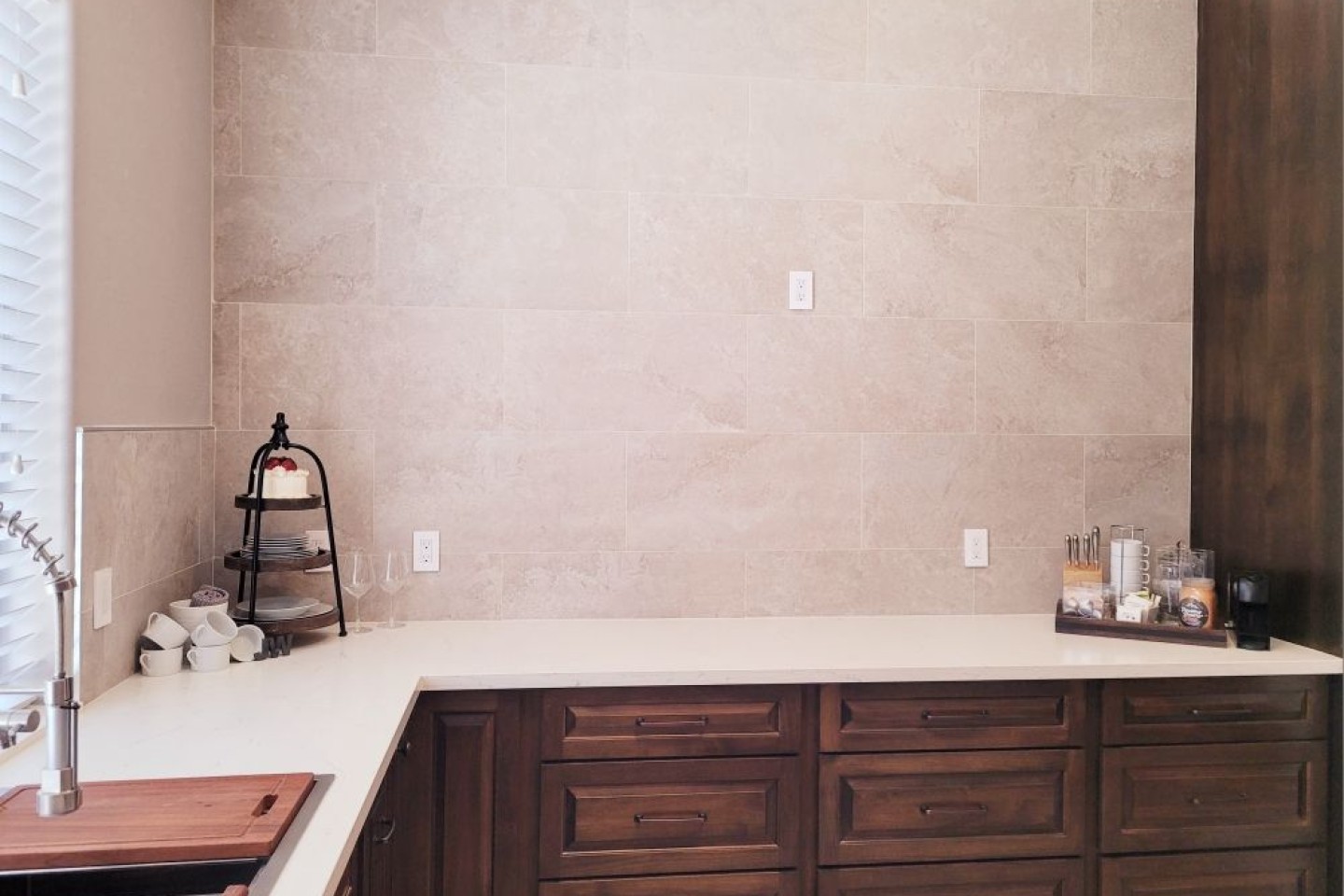 Ample Counterspace & Drawer Storage with all kitchenware