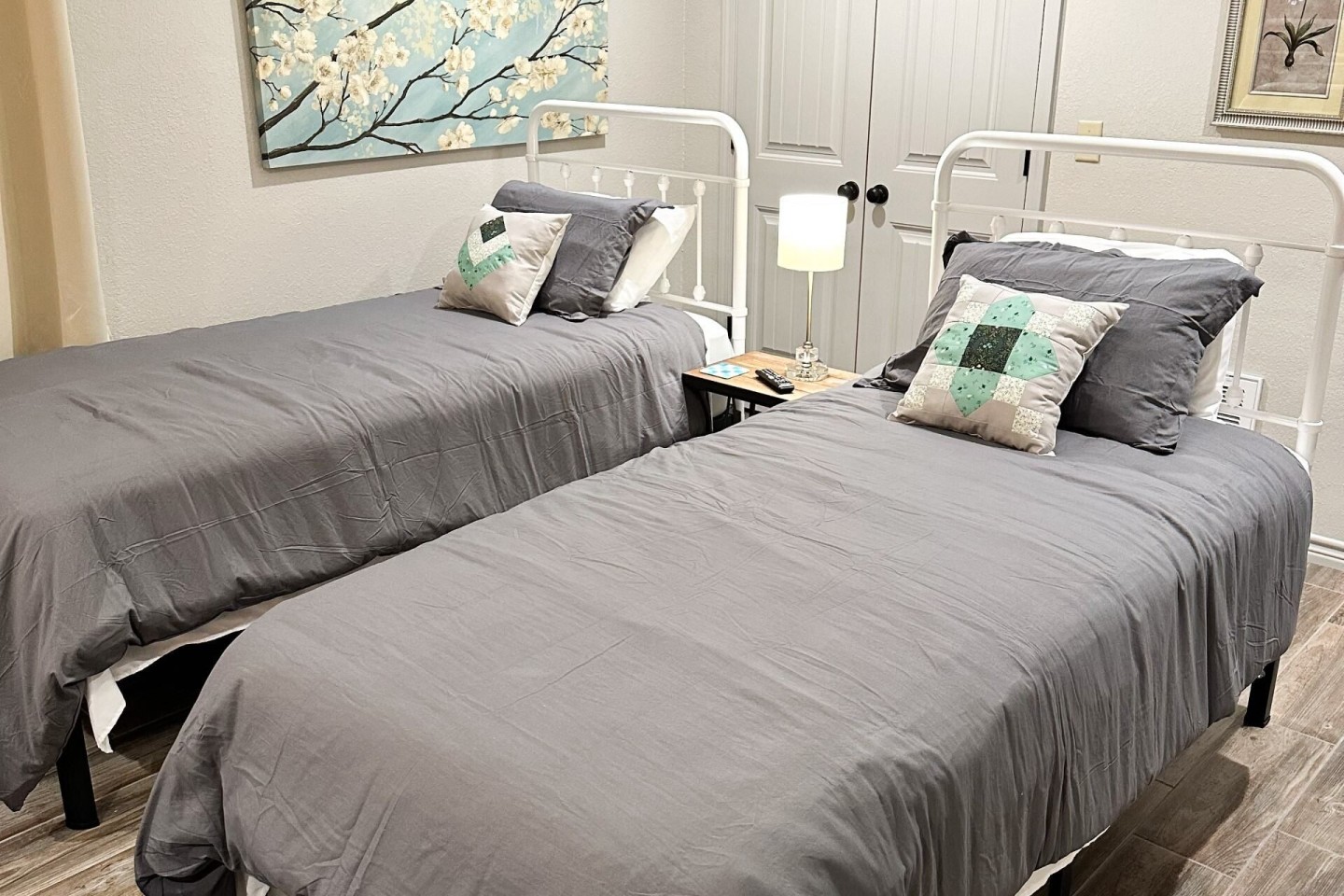 Bedroom 2 - 4 x TwinXL Firm